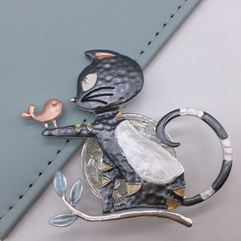 Magnetic Cat with Bird Brooch