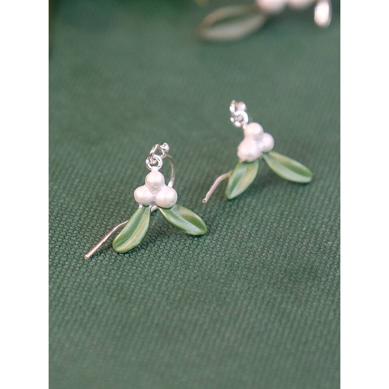 Mistletoe Earrings