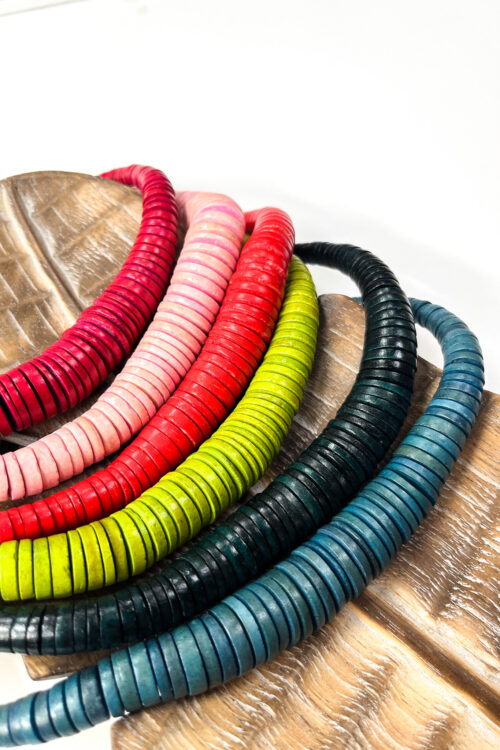 Tight Wooden Disk Necklace