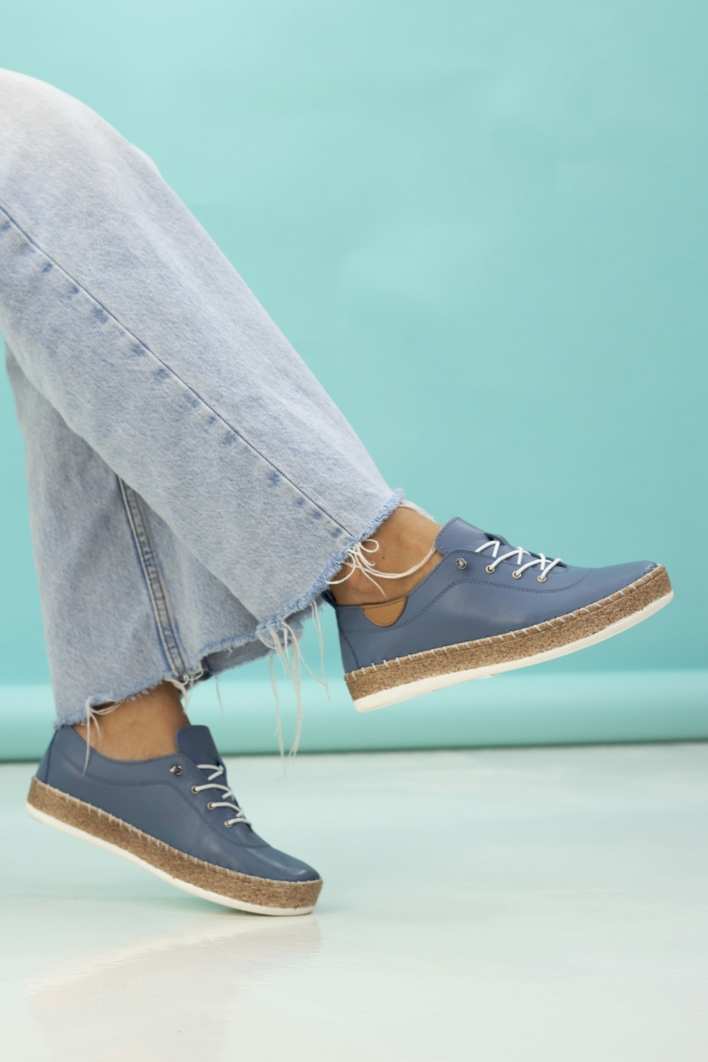 Evie Leather Plimsoles