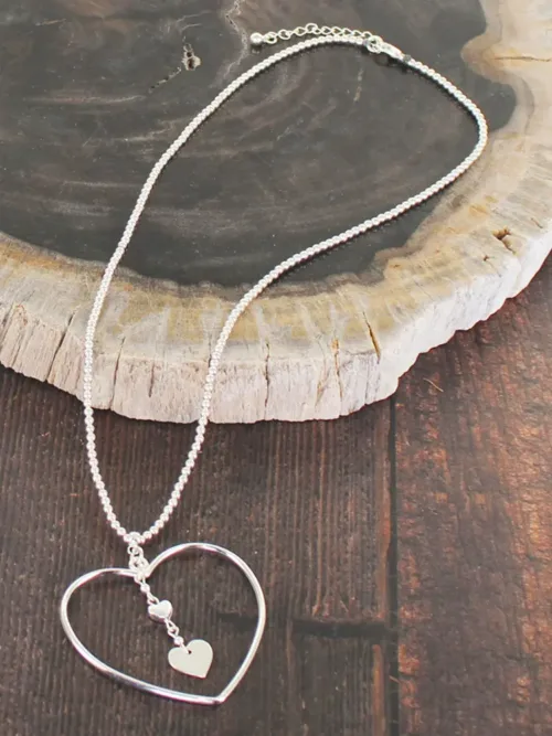 Heart Outline Pendant Necklace