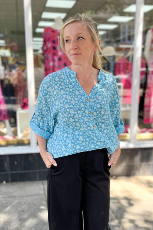 Small Daisy Print Button Blouse