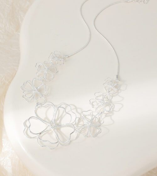 Wire Floral Necklace