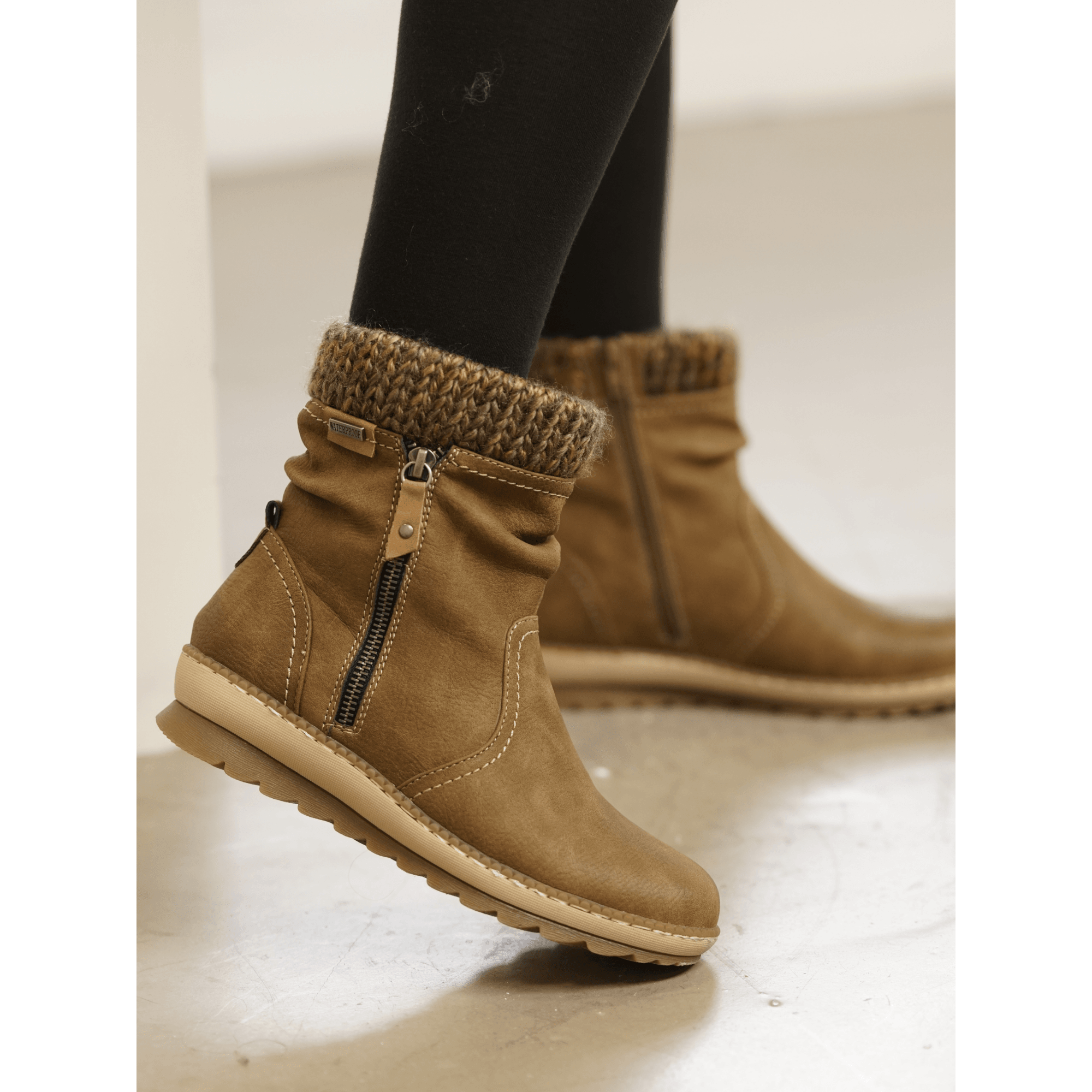 WOFTBO0030 - Lunar Mid-height Deborah Boots WOFTBO0030 - Lunar Mid-height Deborah Boots