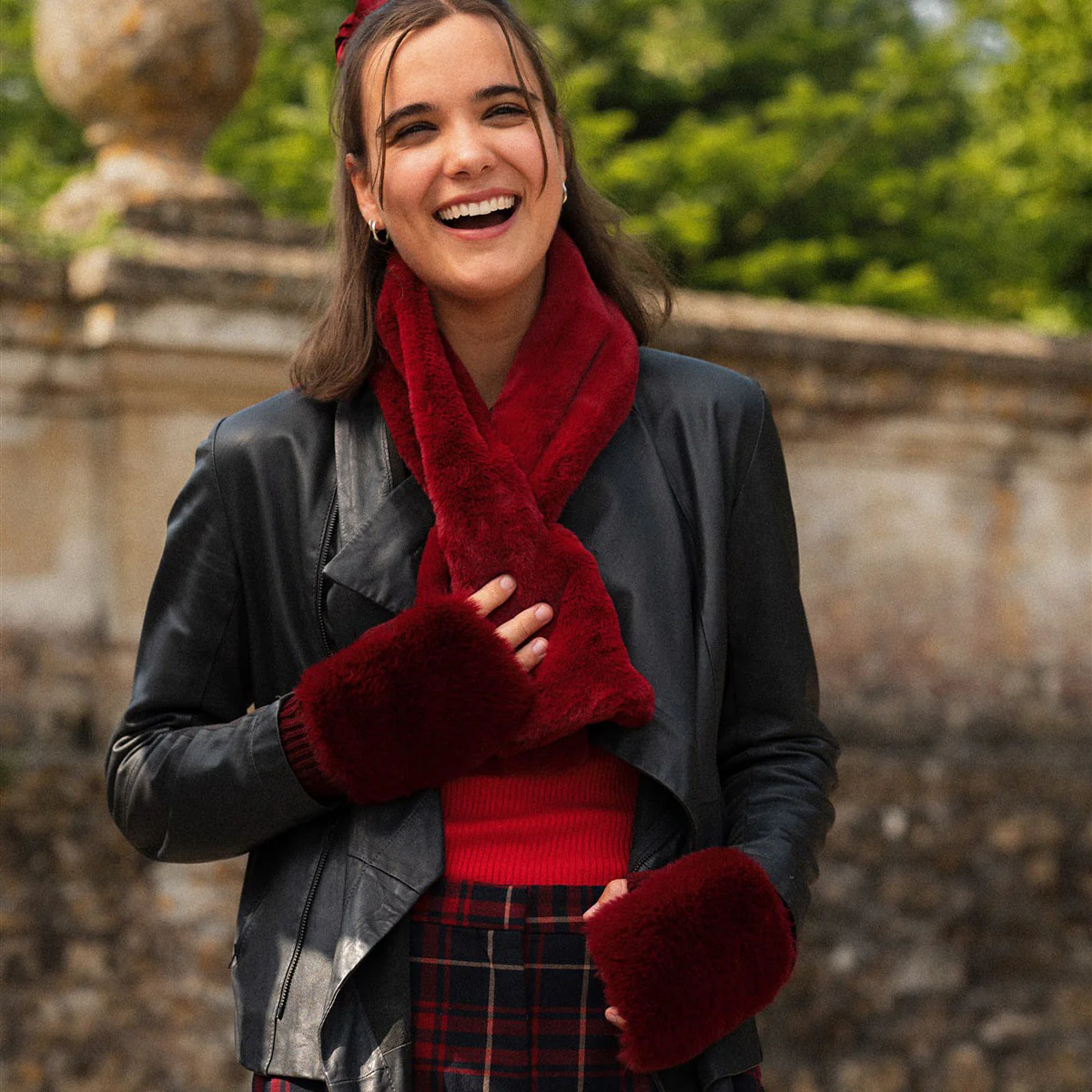 WOACSC0141 - Red Faux Fur Pull Through Scarf