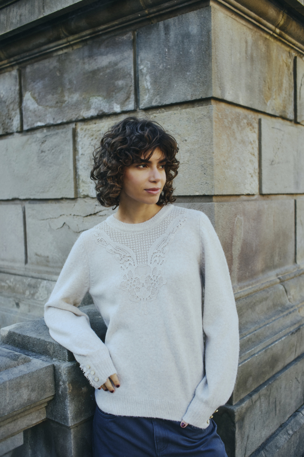 WOCLJU0071 _600 Lace Detail Knitted Pullover