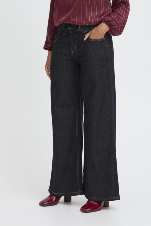 AUGUSTAS JEANS