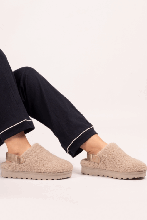 Bouclé Slipper with Strap