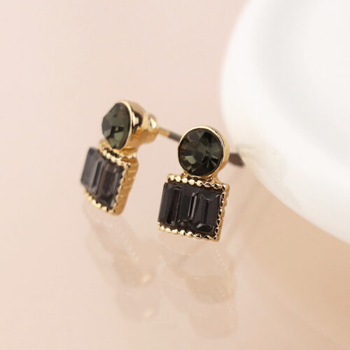 Peace of Mind - Decorative Border Stud Earring- Black