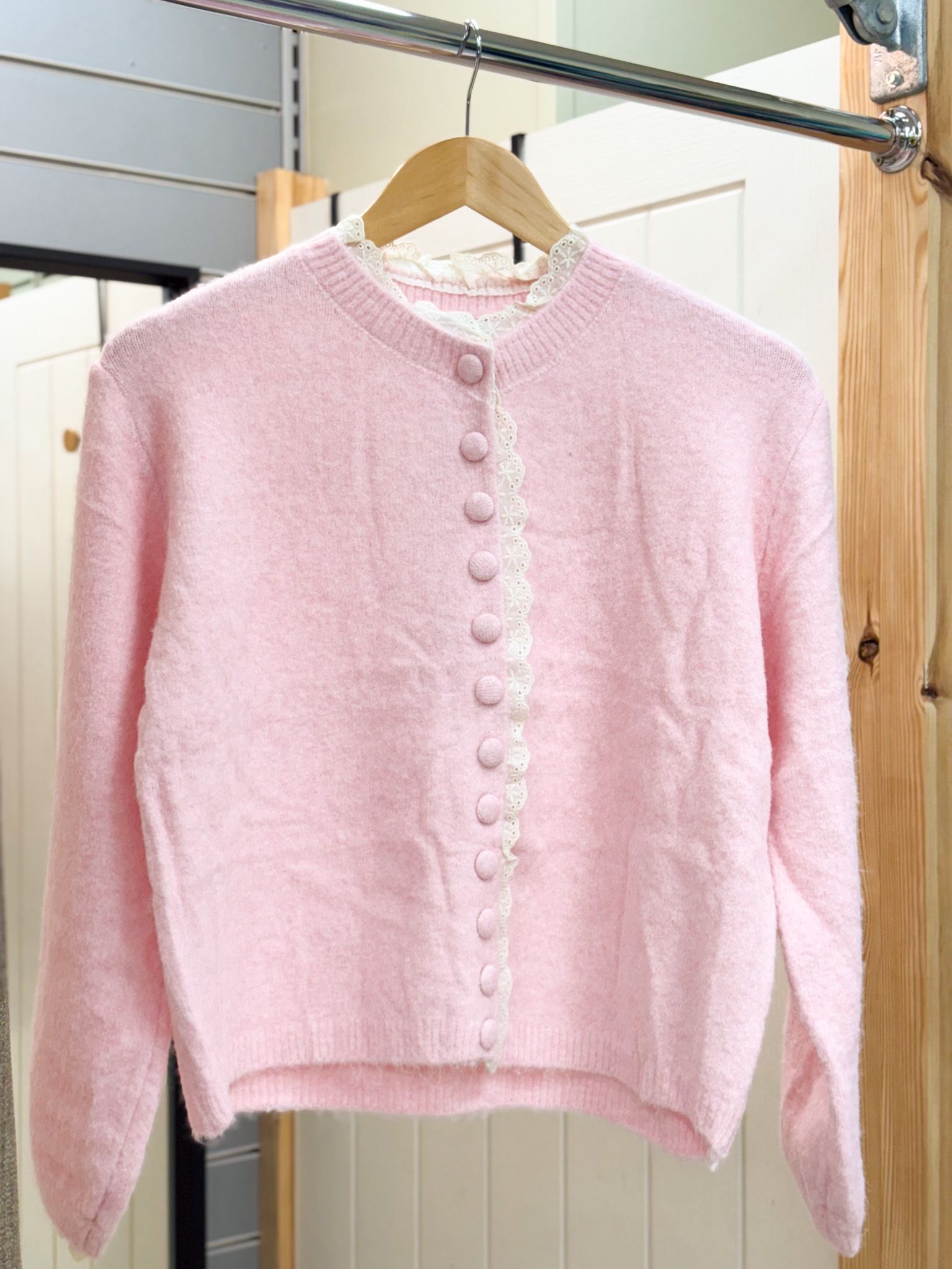 Lace Trim Buttoned Cardigan