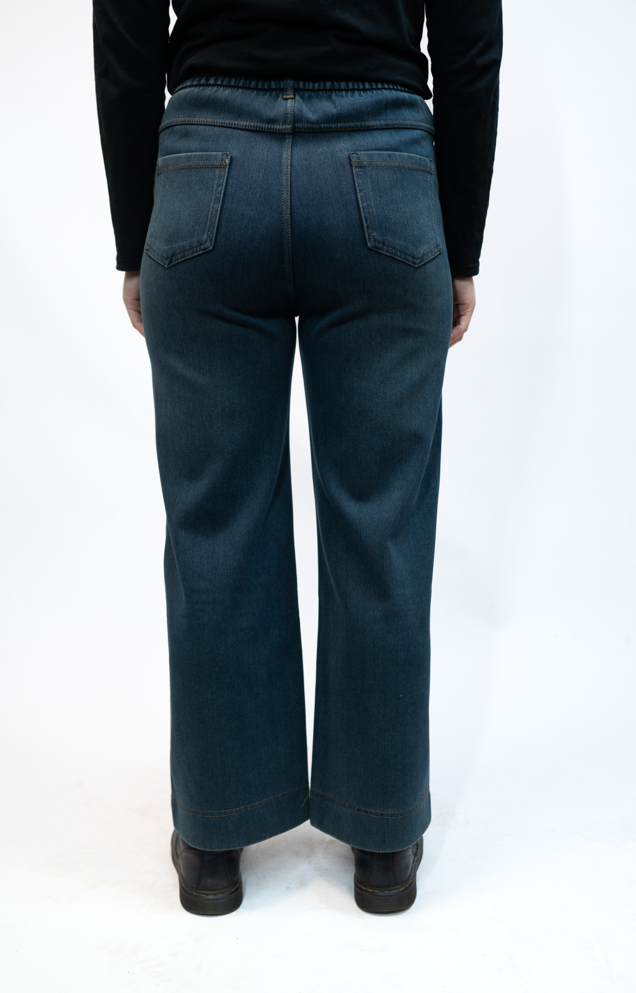 WOCLTR0031 - 8 Wide Leg Stretchy Jeans