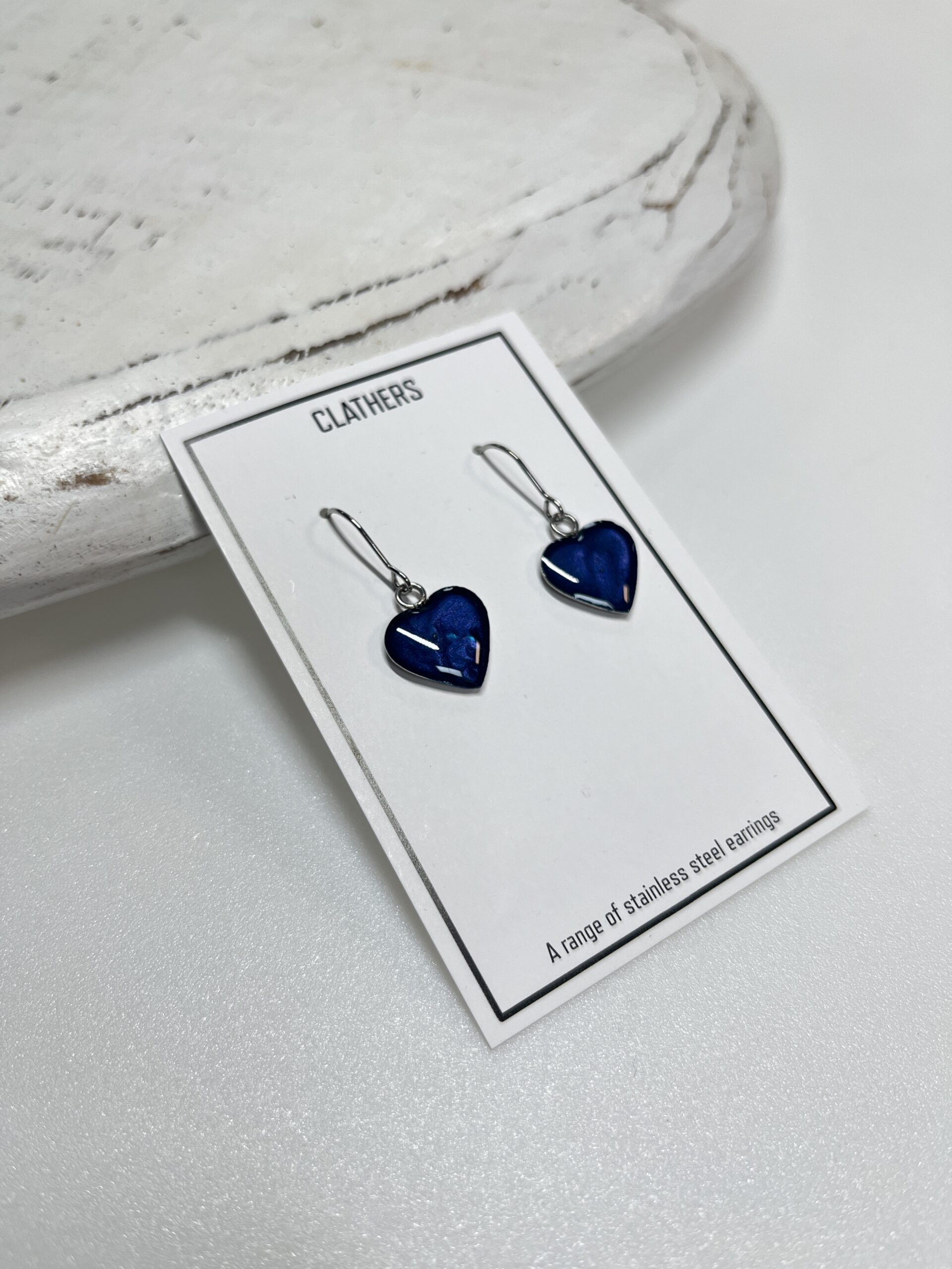 WOJEER0427 - Navy Blue Coloured Heart Drop Earring