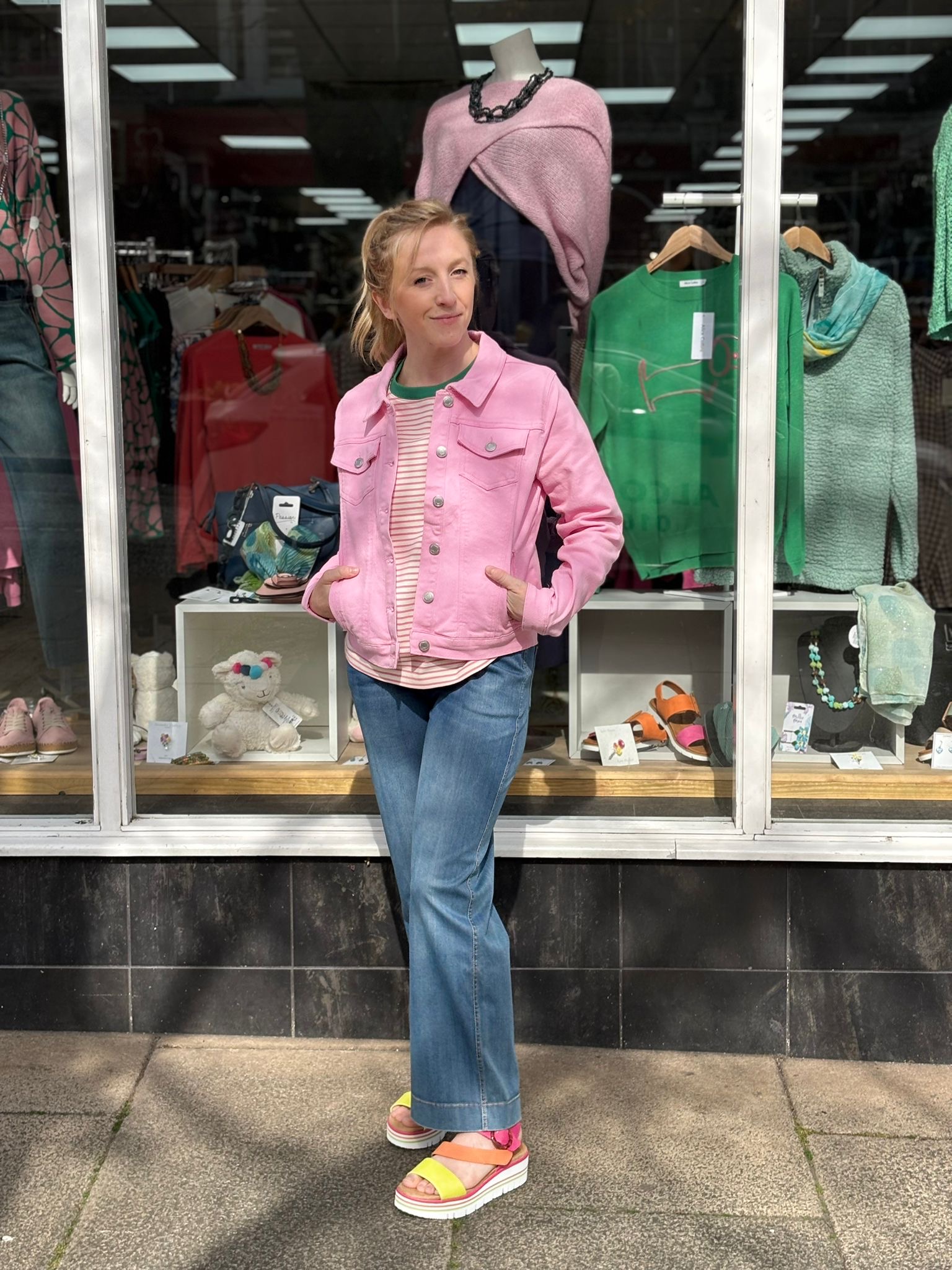 WOCLJA0015 – AJ – 2 Shop the look - Spring Clothing at Clathers Minehead